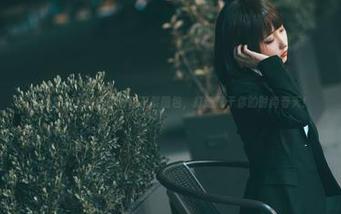 高清蠢沫沫格子裙现场花絮图包，打造属于你的时尚春天！