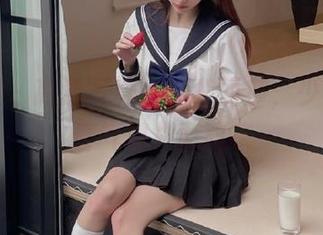 语画界 – 高清写真中的李丽莎，少女的青春气息扑面而来