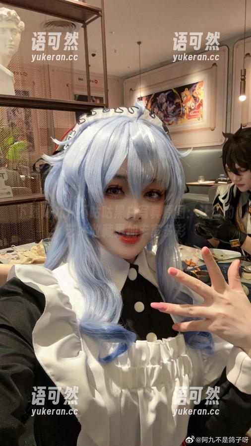 下载阿九从不咕咕黑白写真原图：让您的艺术收藏更加丰富多彩