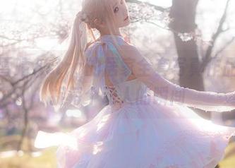 探索雪晴Astra的居家全套写真作品，捕捉每个动人的瞬间