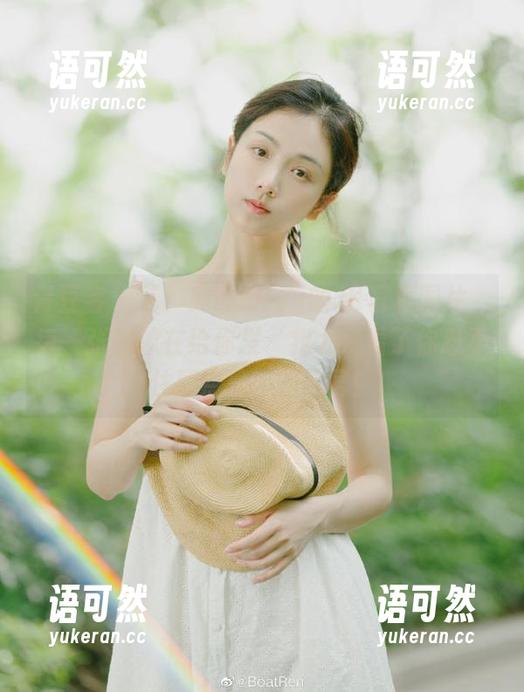 青豆客 - 哇！宛恩miyu的JK写真图片，每一张都像在给你发‘我太好看了你忍不住要点赞’的信号！