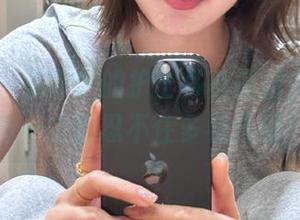 青豆客 – 潇同学的护士写真原图，图册中每一张都忍不住多看几眼！