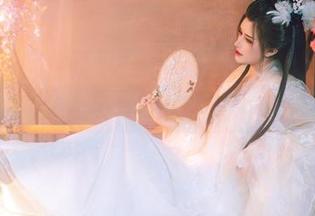 最新拍摄：鹿八岁baby豹纹写真合集，时尚新风尚的呈现！